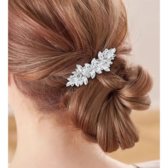 2 pc Elegant Crystal Bridal Hair Clip Shrapnel Glittery Leaf Design Suitable new - Picture 4 of 12